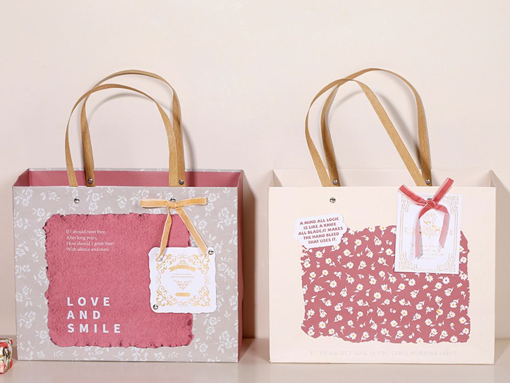 YACEYACE Bolsas de regalo pequeñas blancas a granel, 20 bolsas de regalo  pequeñas de 5.25 x 3.75 x 8 pulgadas, mini bolsas de regalo, bolsas de  papel